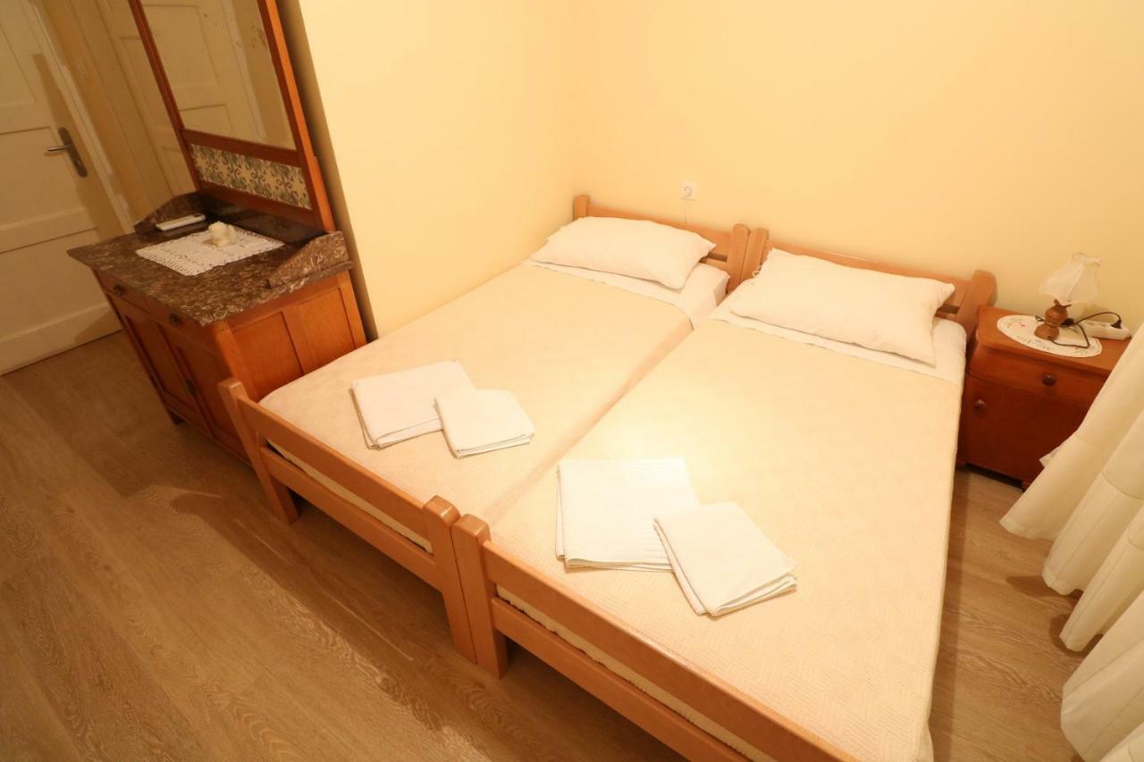 Apartment & Rooms Three Angels Baska  Exterior photo